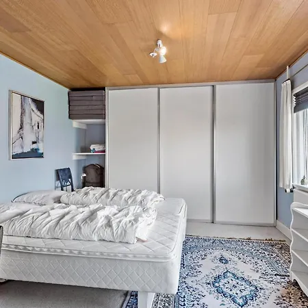 Feriehus Pet Friendly In With Kitchen